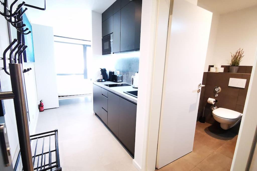 Hh 03 By Rockchair - Superhost Status - Modernes Apartment Mit Sonnigem Balkon & Premium Boxspringbetten In Winterhude - Hamburg Top Geheimtipp Eksteriør billede