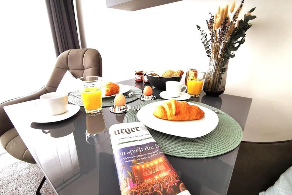 Hh 03 By Rockchair - Superhost Status - Modernes Apartment Mit Sonnigem Balkon & Premium Boxspringbetten In Winterhude - Hamburg Top Geheimtipp Eksteriør billede