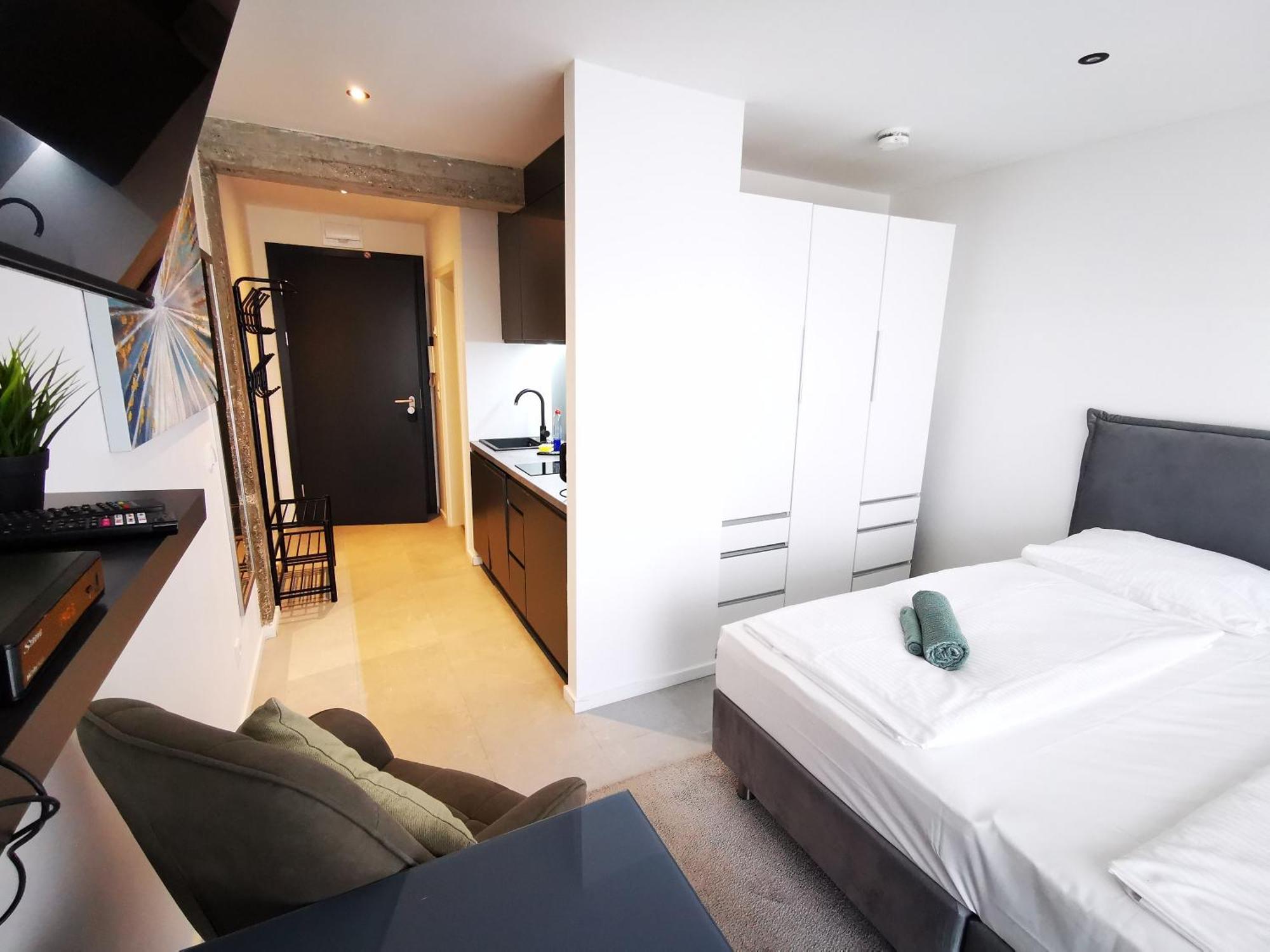 Hh 03 By Rockchair - Superhost Status - Modernes Apartment Mit Sonnigem Balkon & Premium Boxspringbetten In Winterhude - Hamburg Top Geheimtipp Eksteriør billede